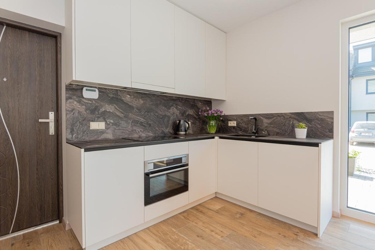Egitos Apartamentai Паланга Екстер'єр фото